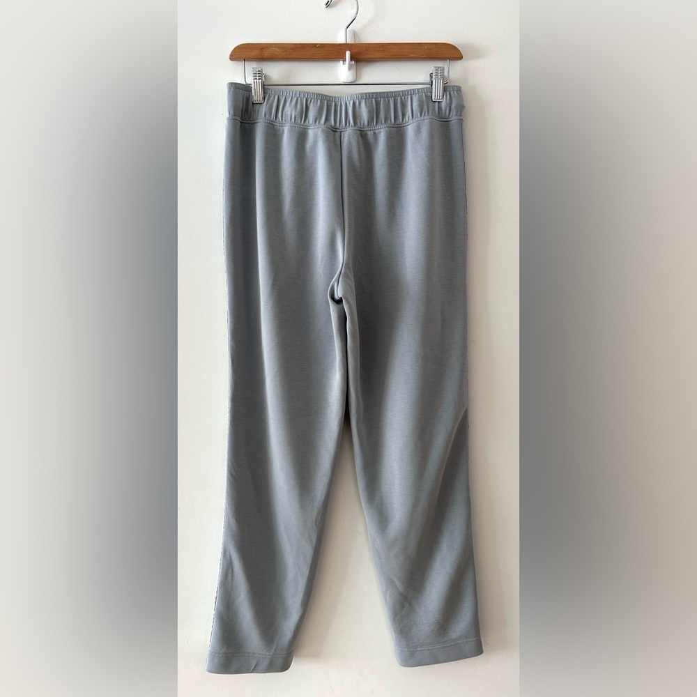 CLUB MONACO Satin Stripe Sweatpant in Light Grey | Small - Picture 4 of 9
